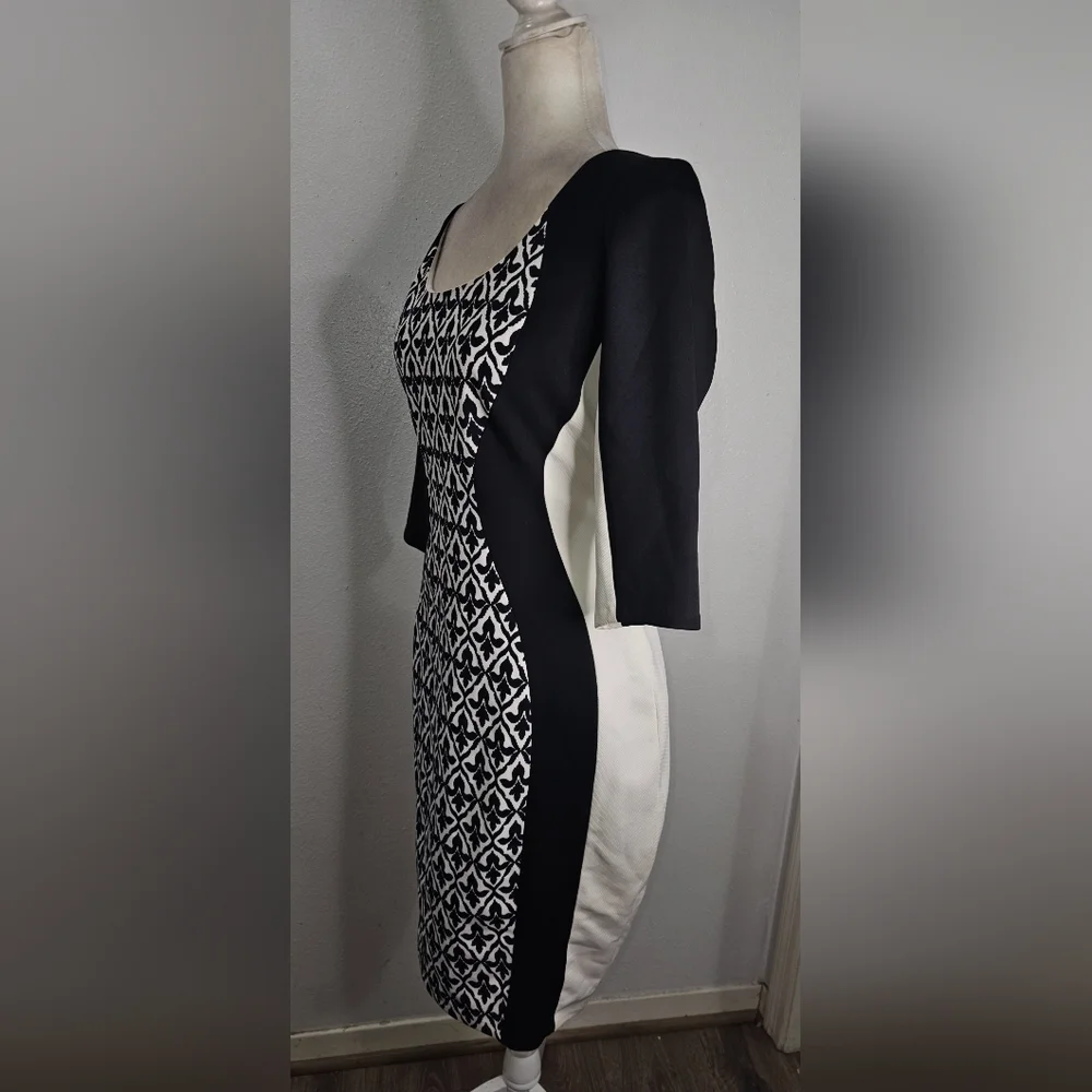 SANGRIA DRESS - Picture 3 of 7